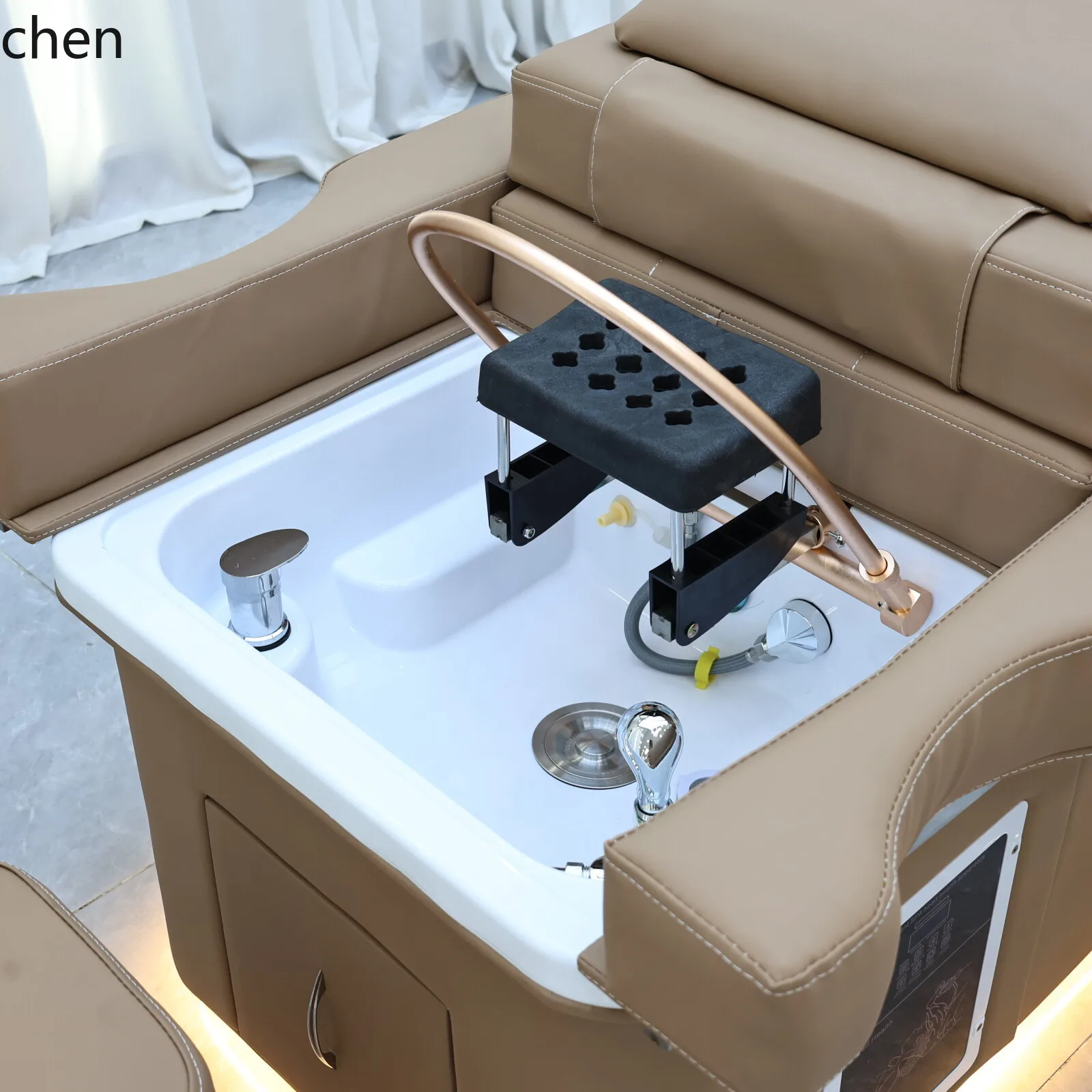 b7- Rückenstützende Kopftherap – Spa Wellness Beauty Bewertung und Preis